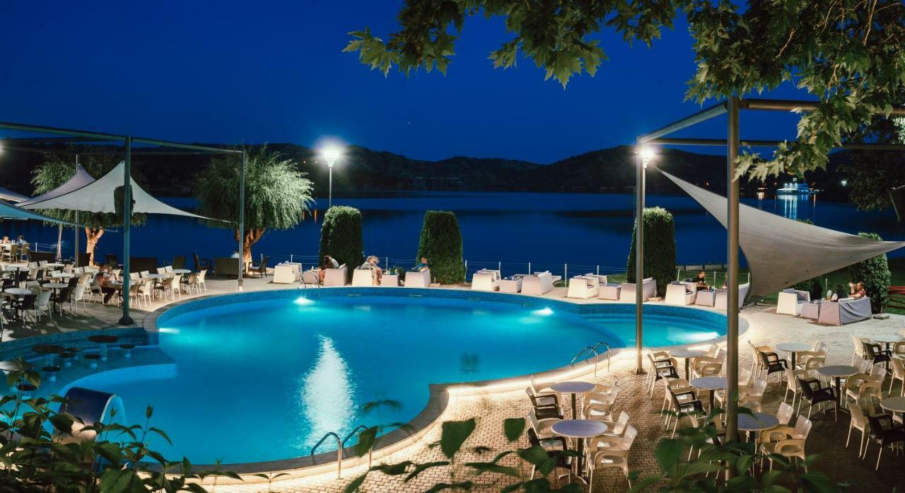 Romantique Veles Hotel Exterior photo